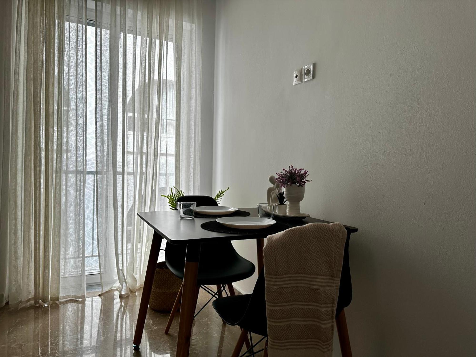 Modern & Cozy Apartment In The Heart Of Kos '9' Экстерьер фото